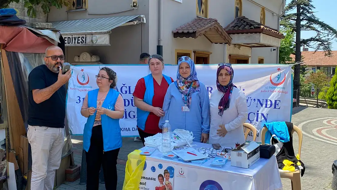 Hükümet Caddesinde 'Tütünsüz Günü' etkinliği