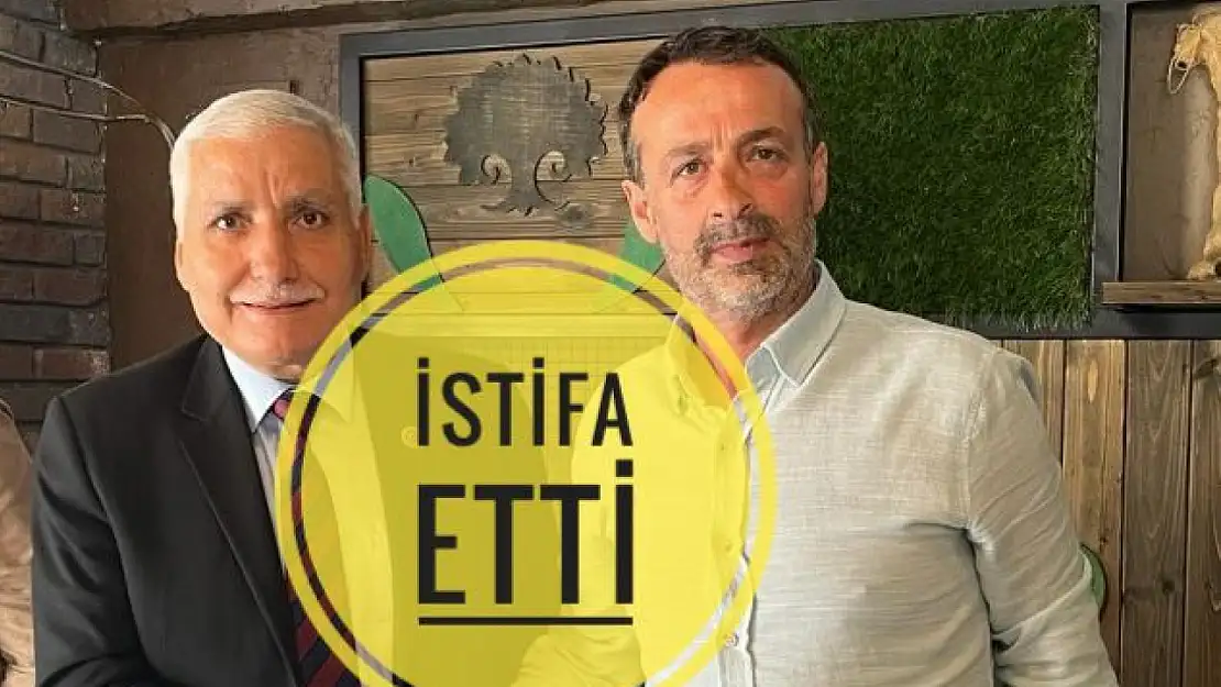 İstifa etti