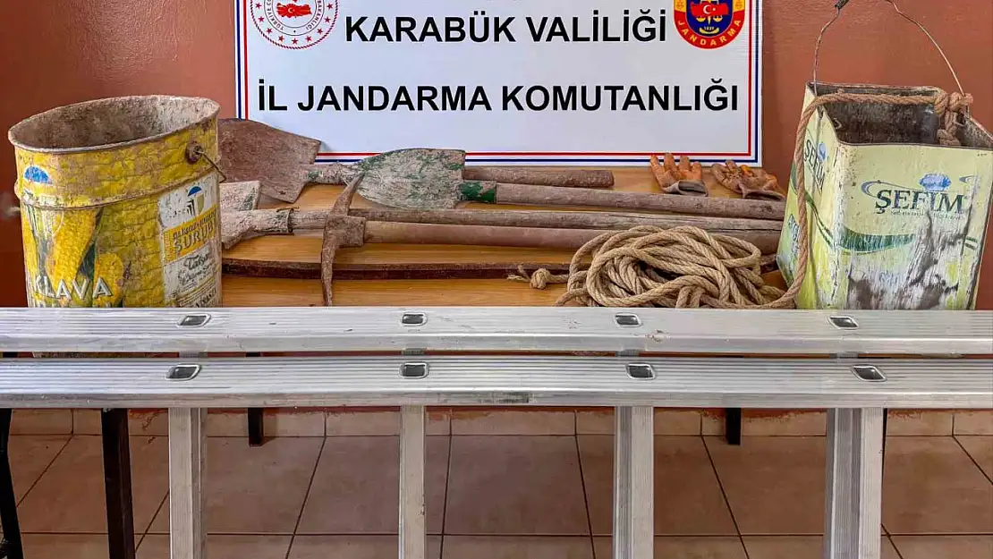 İzinsiz kazı yapan 2 kişi suçüstü yakalandı