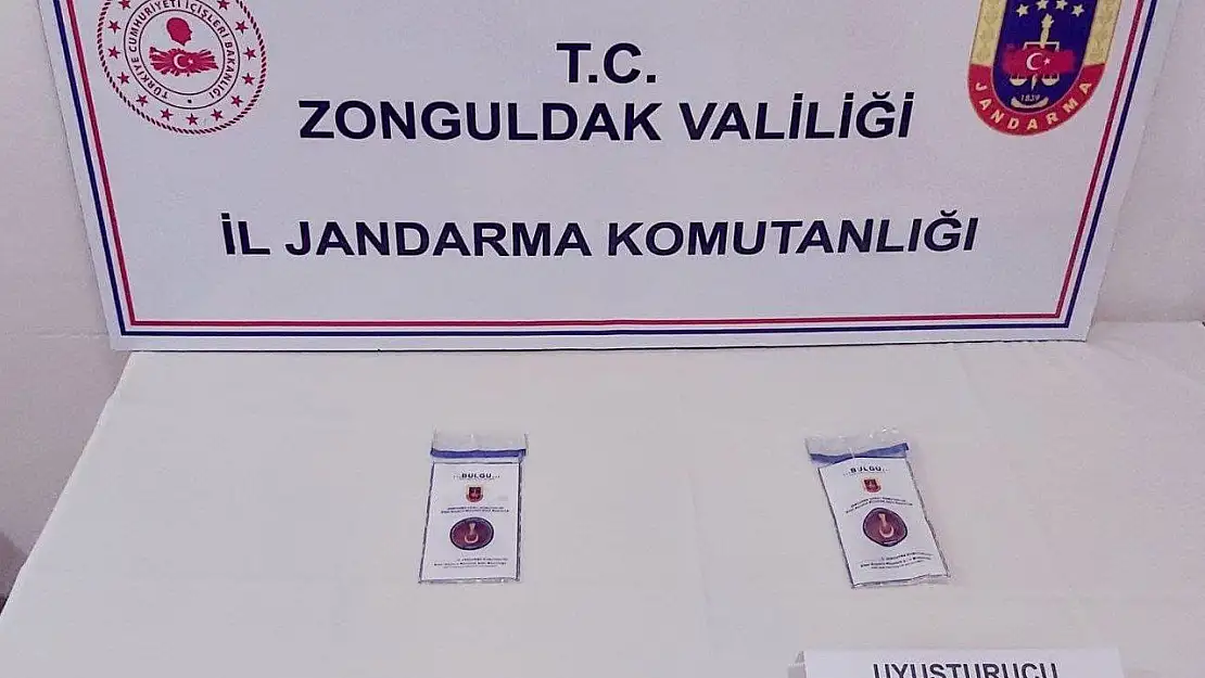 Jandarmanın durdurduğu araçtan uyuşturucu çıktı