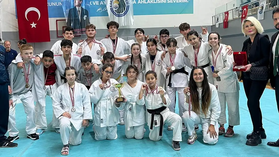 Ju Jitsu Turnuvası kalabalık bir sporcu katılımı ile gerçekleştirildi