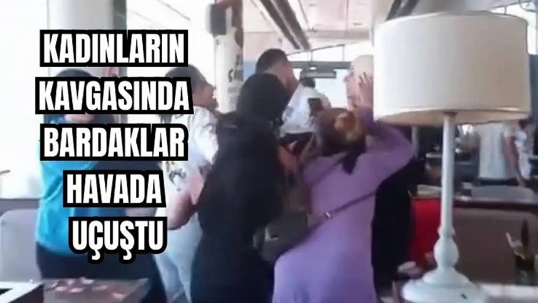 Kafe savaş alanına döndü