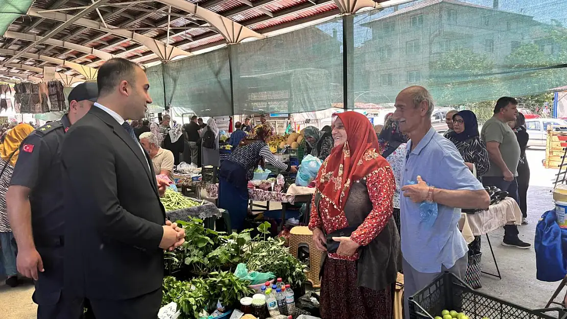 Kadiroğlu Halkın İçinde, Esnafın Yanında