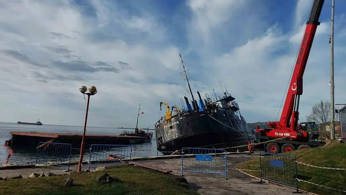 Kafkametler'in kayıp 7 mürettebatını arama çalışmaları sürüyor