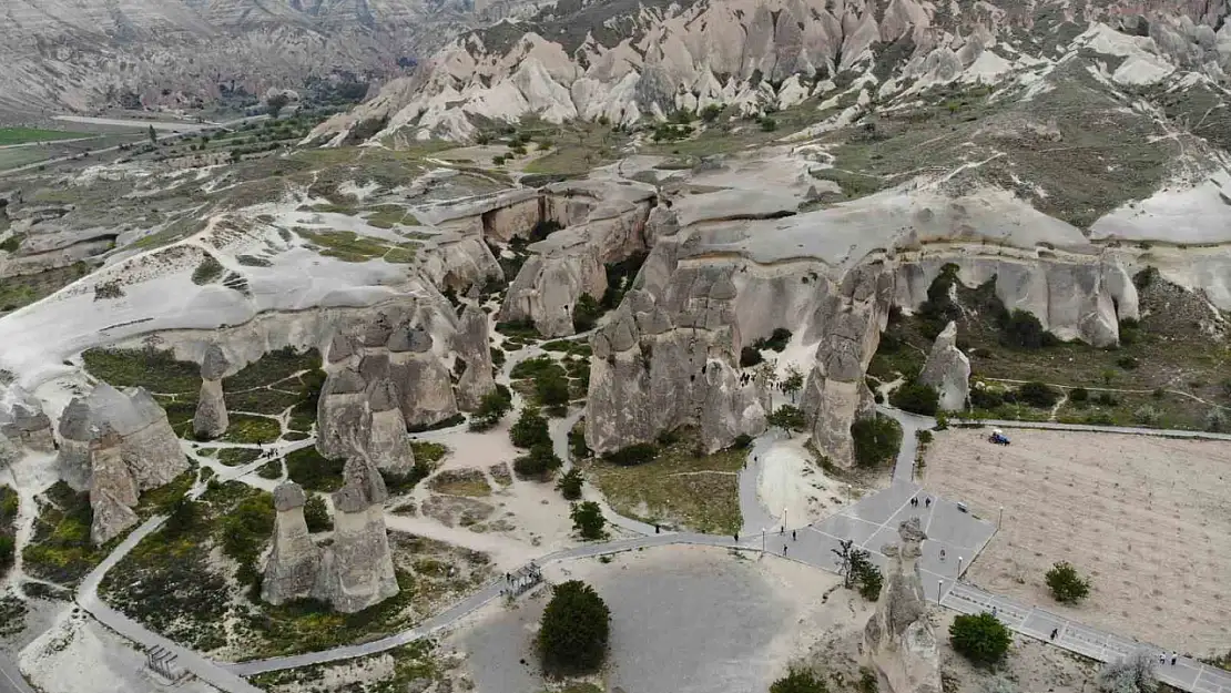 Kapadokya'nın önemli destinasyonlarından olan Paşabağları aslına dönüyor