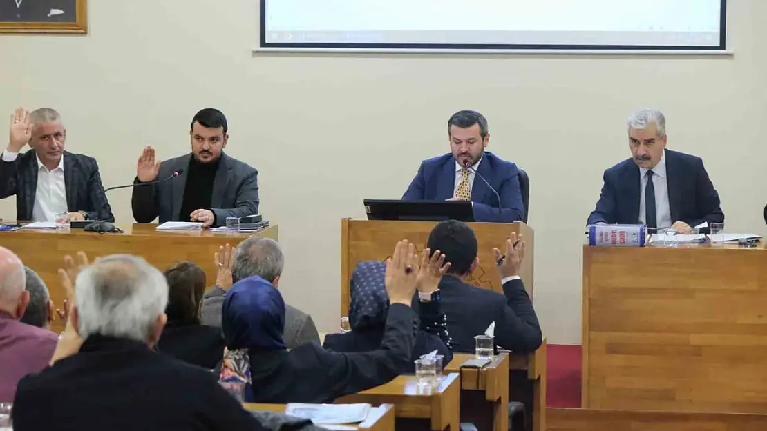 Karabük Belediyesi'nde yeni yılın ilk meclis toplantısı yapıldı