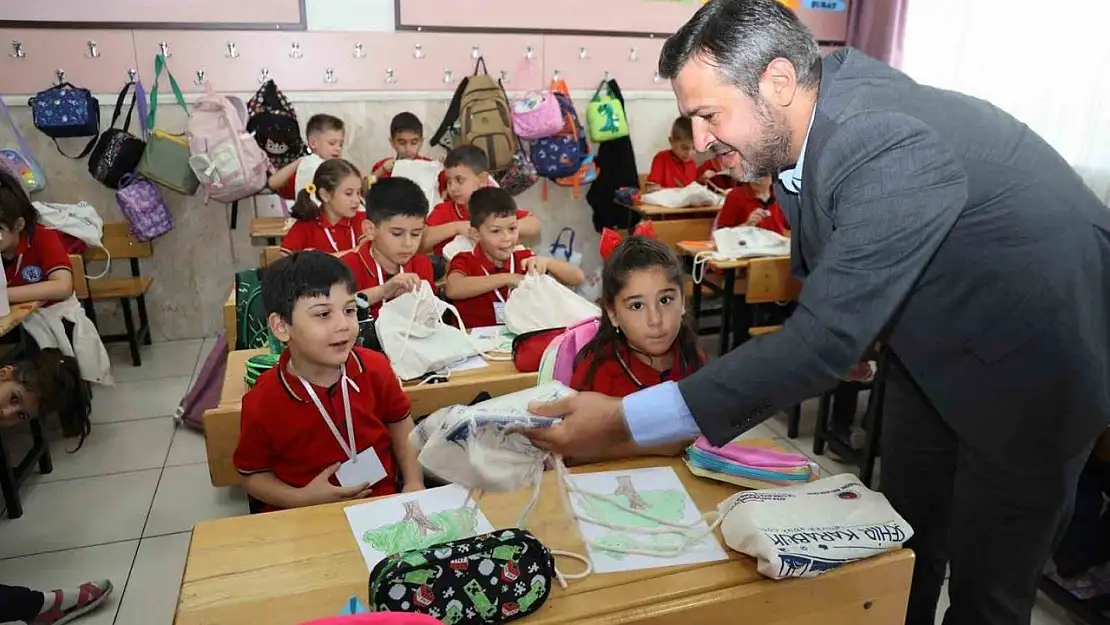 Karabük Belediyesi'nden öğrencilere