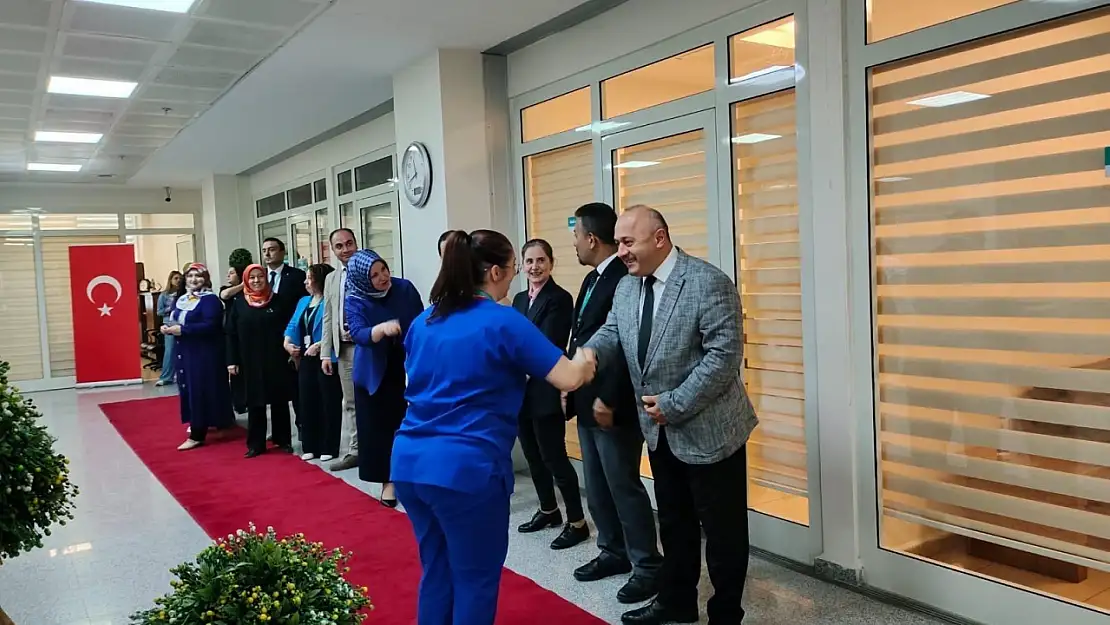 Karabük Eğitim ve Araştırma Hastanesi'nde bayramlaşma programı yapıldı