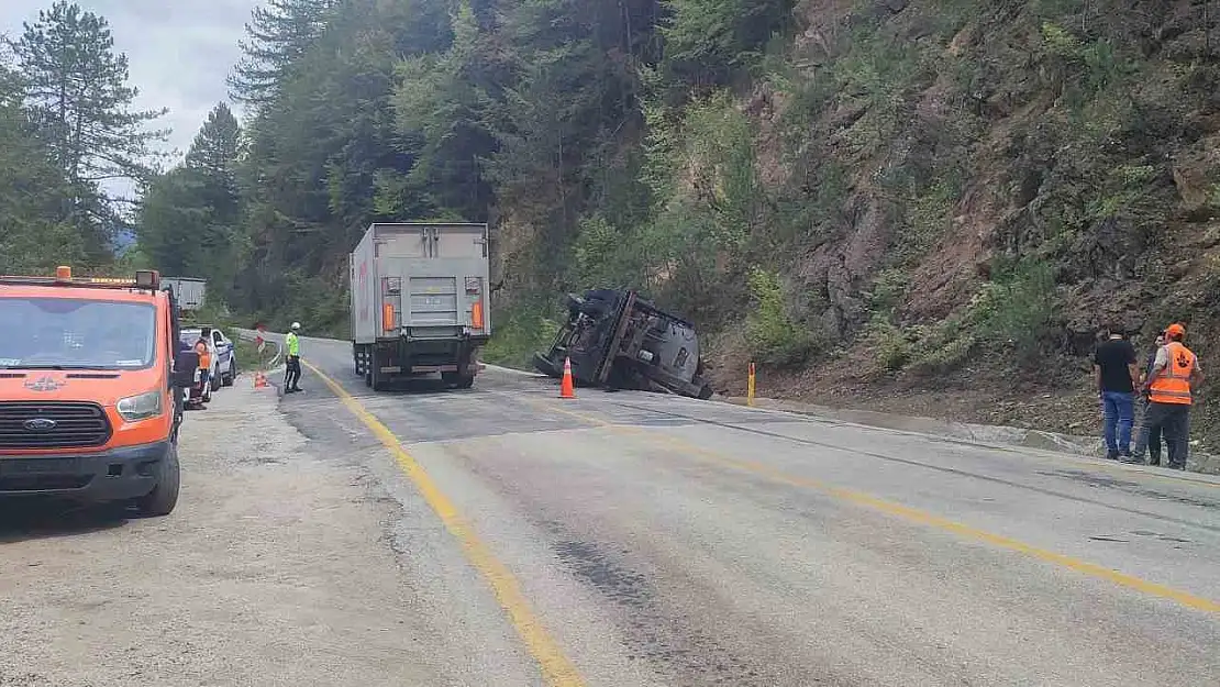 Bartın-Safranbolu yolunda kaza: 3 yaralı