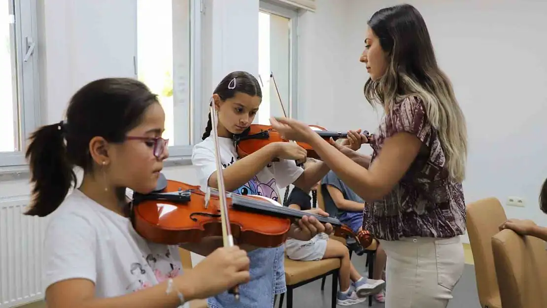 Karabük'te GSB Gençlik Yaz Kulübü yoğun ilgi görüyor