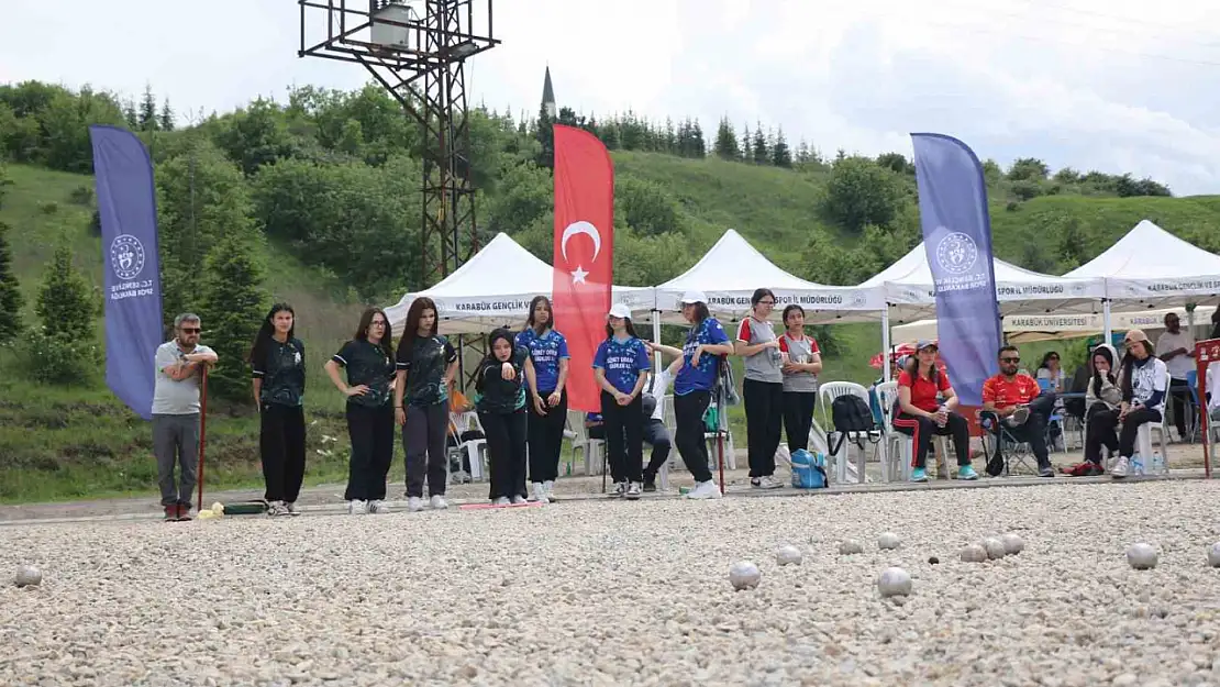 Karabük'te ilk kez düzenlenen Bocce Bölge Şampiyonası devam ediyor