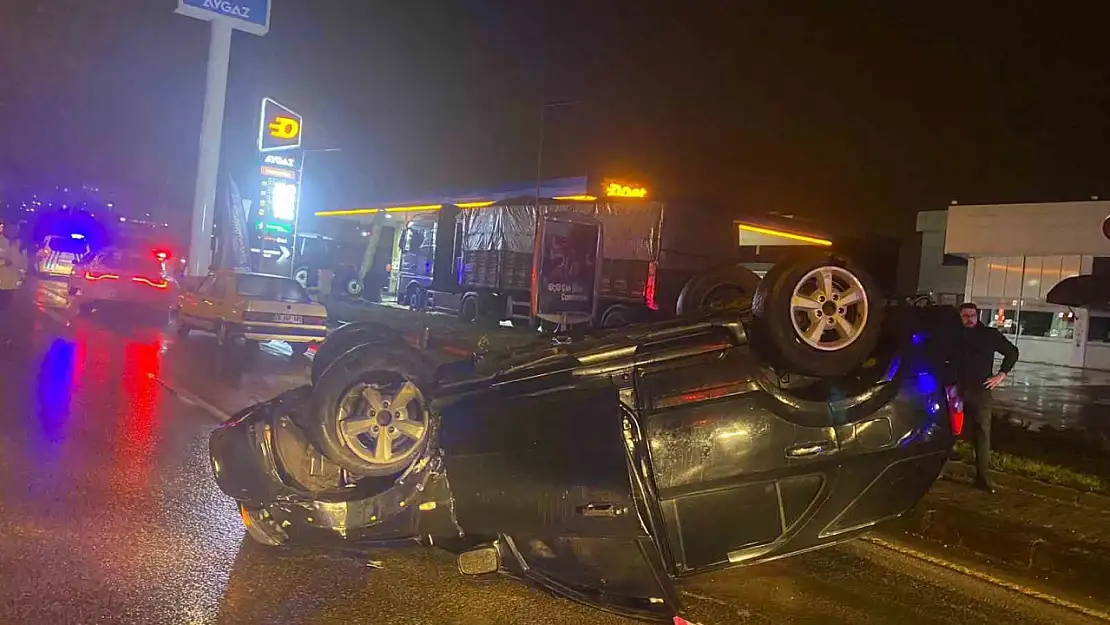 Karabük'te kontrolden çıkan cip ters döndü: 3 yaralı