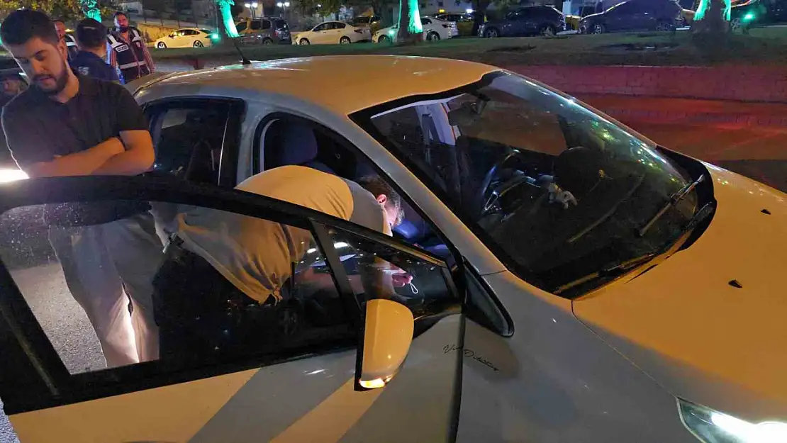 Karadeniz Ereğli'de polisten bayram öncesi huzur ve güven uygulaması