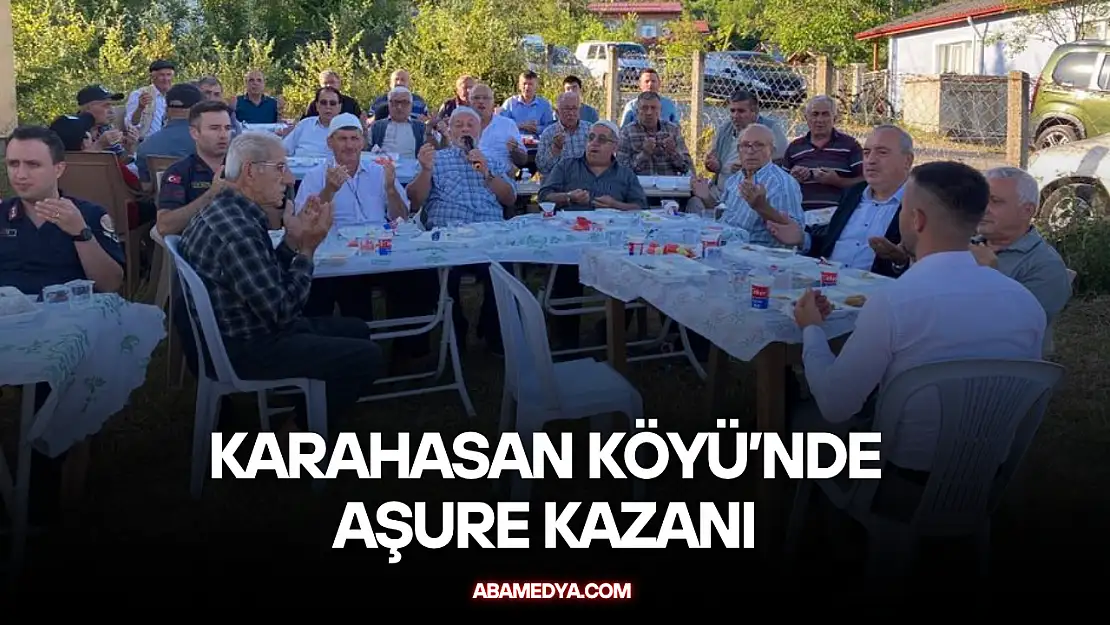 Karahasan Köyü'nde Aşure Kazanı