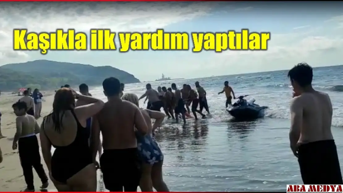 Kaşıkla ilk yardım yaptılar