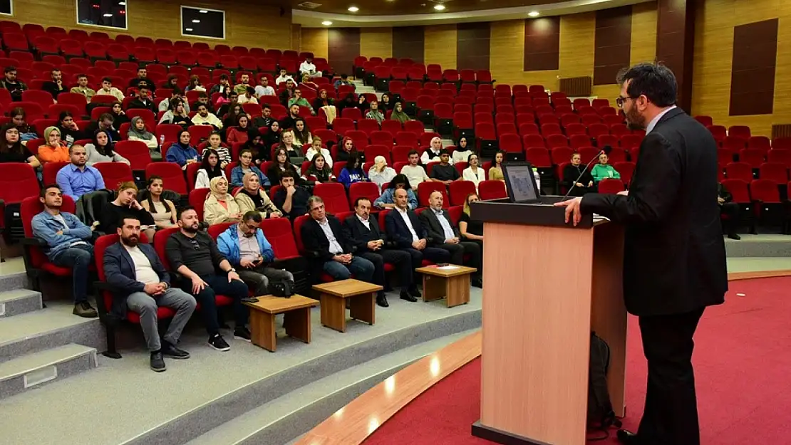 Kastamonu'da 'Filistin Arap ve İbrani Basının Gözünden Türk Milli Mücadelesi' adlı konferans düzenlendi