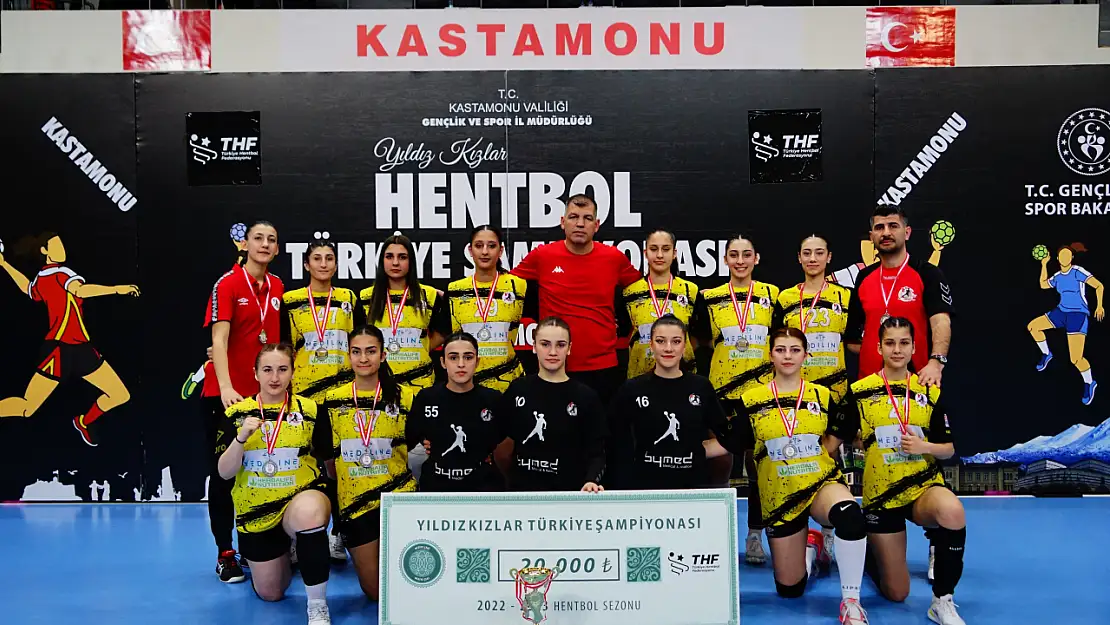 Kastamonu'da hentbol heyecanı yaşandı