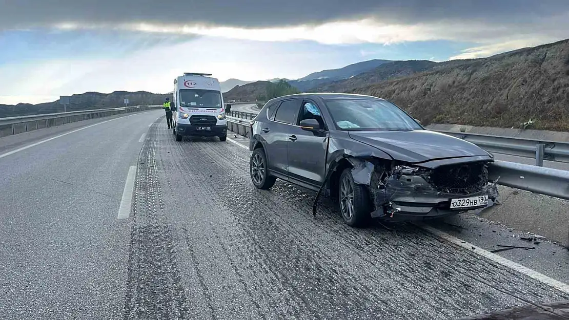 Kastamonu'da öğretmenlik yapan Rus vatandaşı, geçirdiği kazada yaralandı