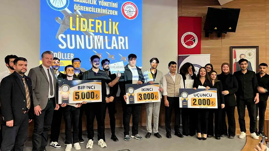 Kastamonu'da üniversite öğrencileri liderlik sunumlarıyla yarıştı