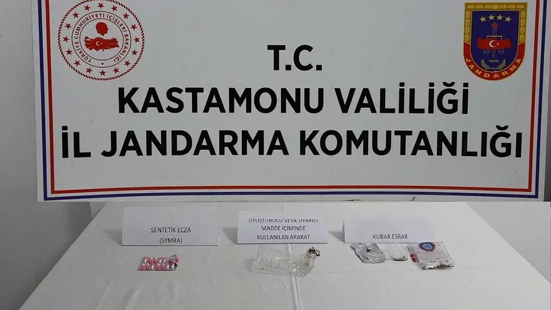 Kastamonu'da uyuşturucu ile yakalanan 3 kişi gözaltına alındı