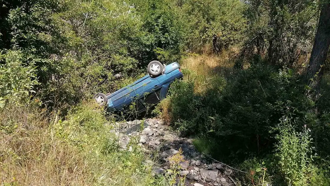 Kastamonu'da yeni evli çift, kazada yaralandı