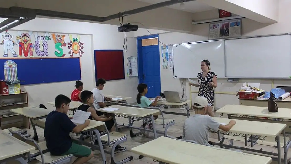 Kastamonu Üniversitesi'nden Antakya'ya umut taşıyan köprü
