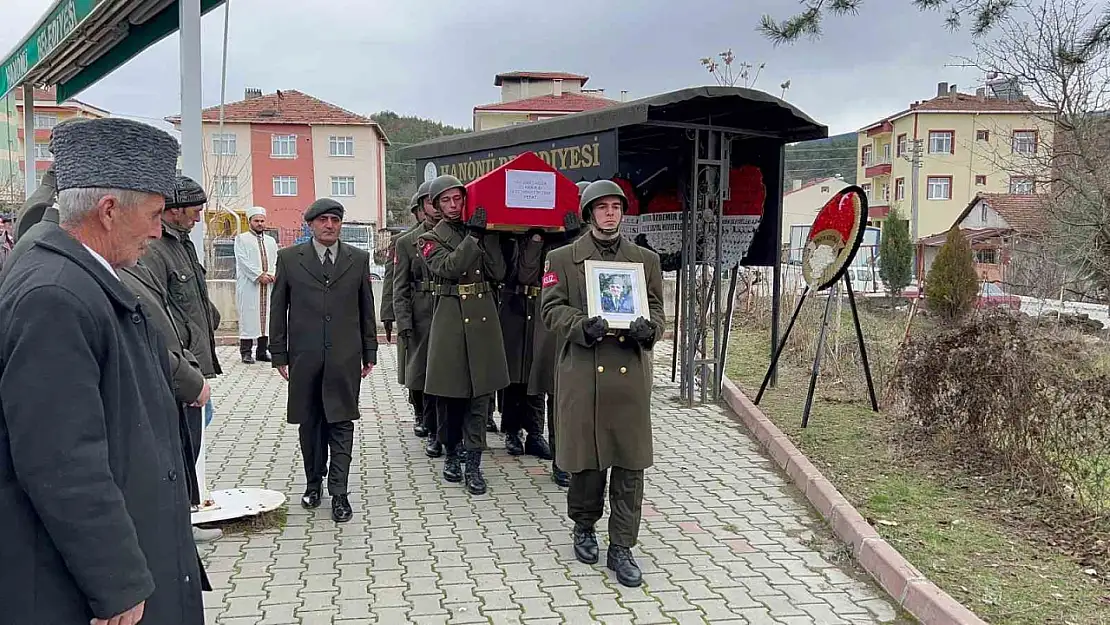 Kıbrıs gazisi son yolculuğuna uğurlandı