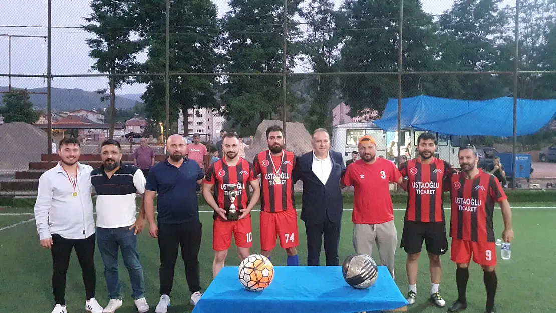 Kirsinspor kupayı yine kaptırmadı