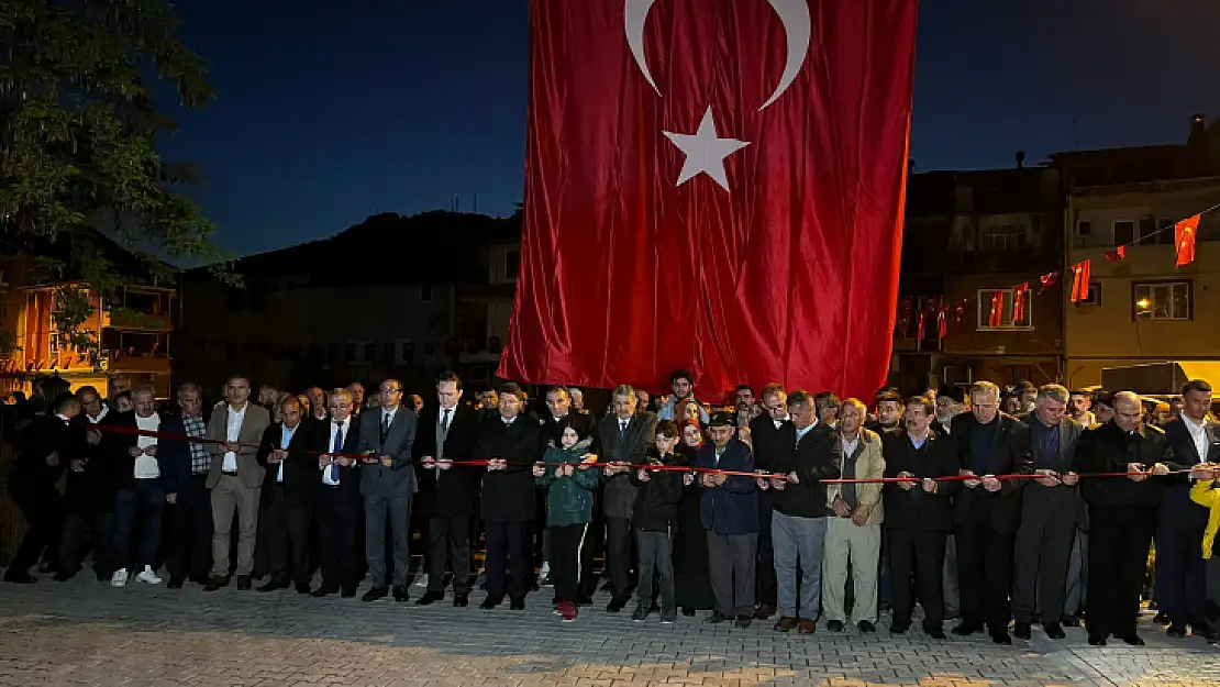 Kumluca Şehitler Meydanı hizmete alındı