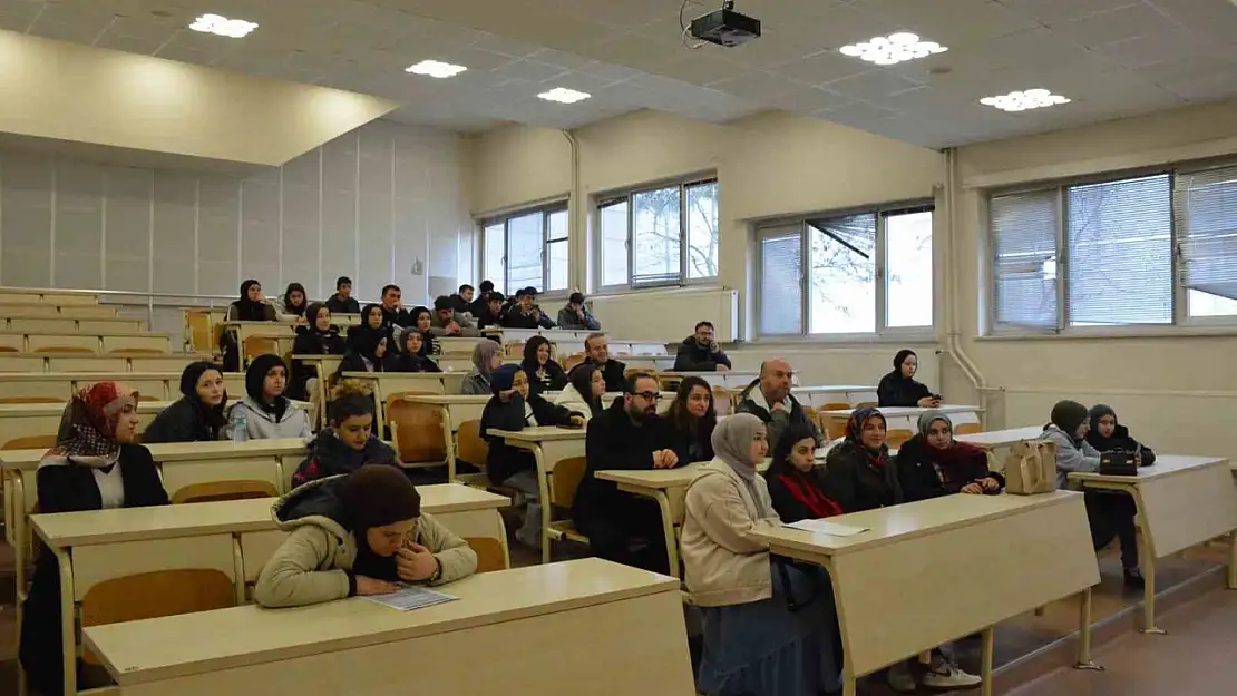 Liseli öğrenciler Düzce Üniversitesi'nde