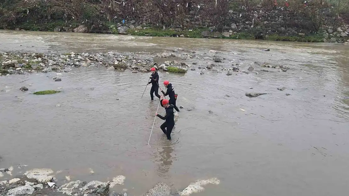 Melen Çayında arama yaptılar