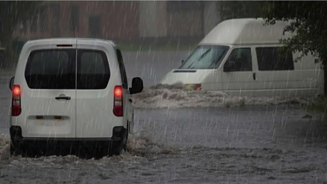 Meteorolojiden sel uyarısı