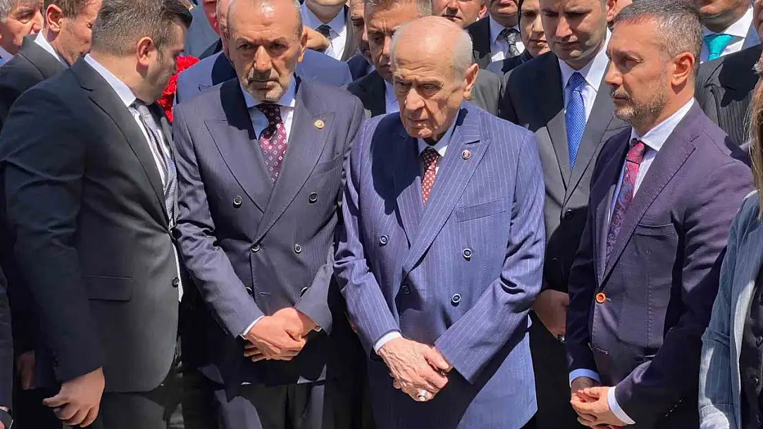 MHP Lideri Bahçeli, Ülkücü Şehitler Anıtı'nı ziyaret etti