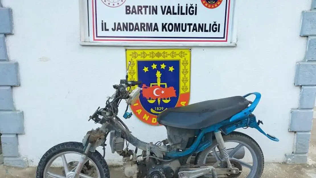 Motosiklet hırsızını Jandarma yakaladı