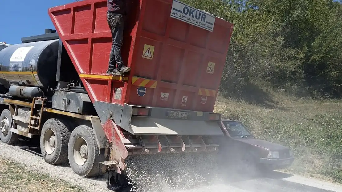 Özel İdare ekipleri yol mesaisinde