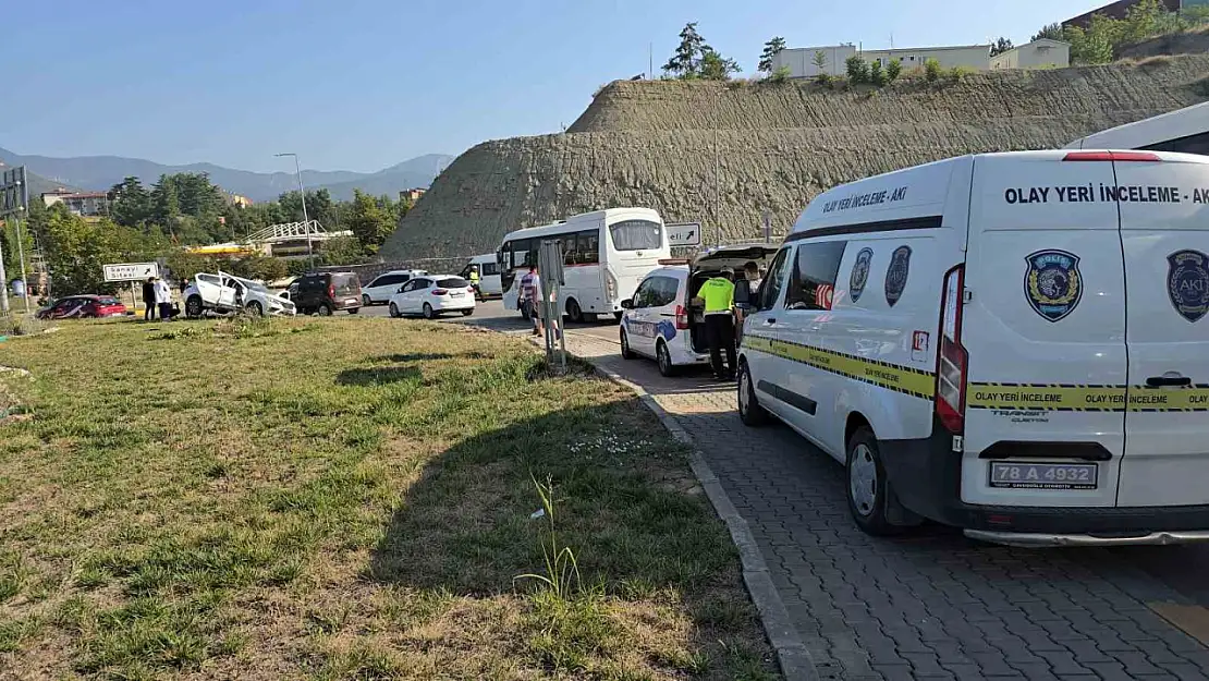 Polisin dur ihtarına uymayıp kaçtılar