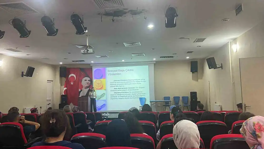Sağlık elçileri eğitimleri Akçakoca'da devam ediyor