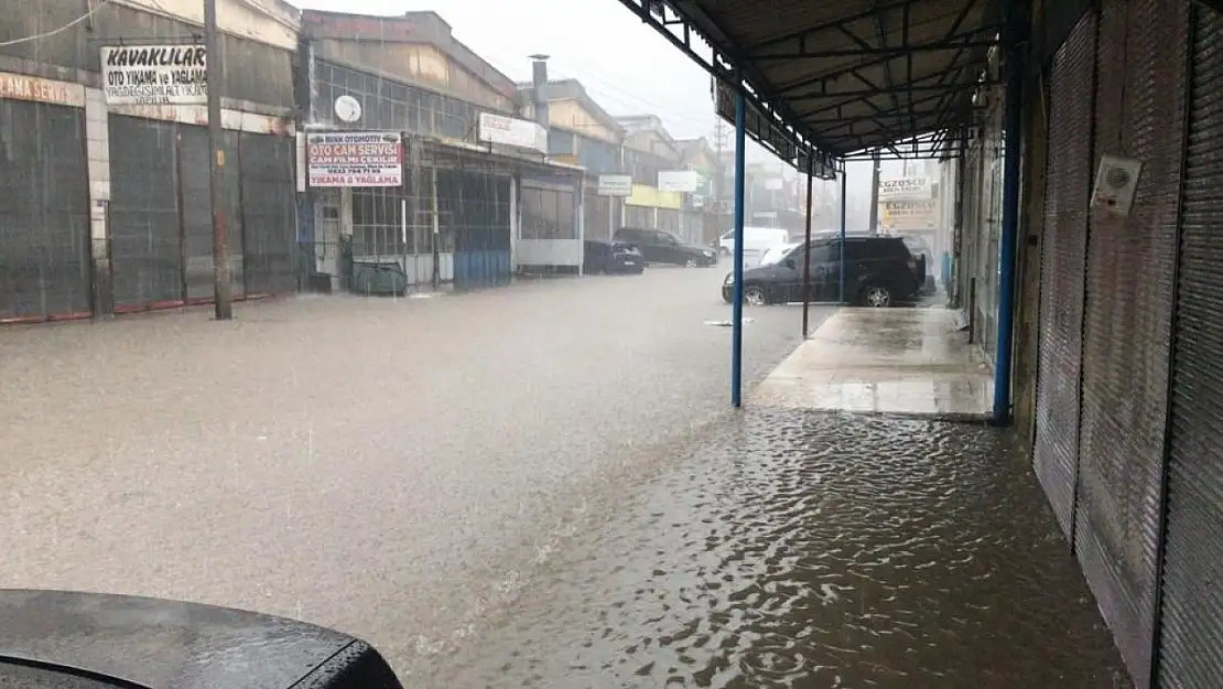 Samsun'da sanayi bölgesi göle döndü