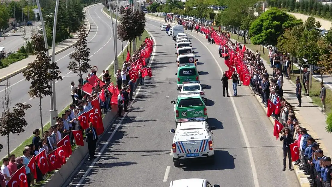 Şehit Polis Memuru bayraklarla uğurlandı