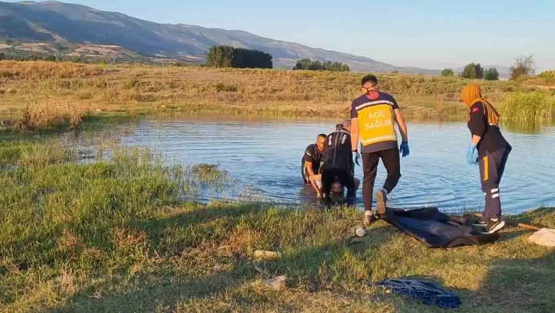 Serinlemek için gittiği gölette hayatını kaybetti