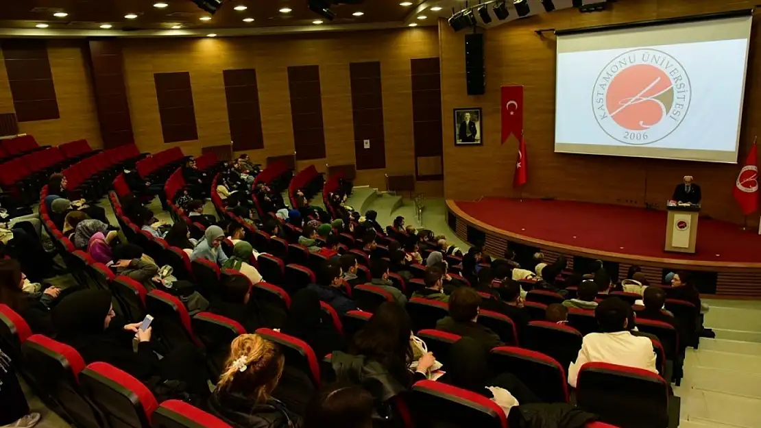 Sezai Karakoç Kastamonu Üniversitesi'nde anıldı