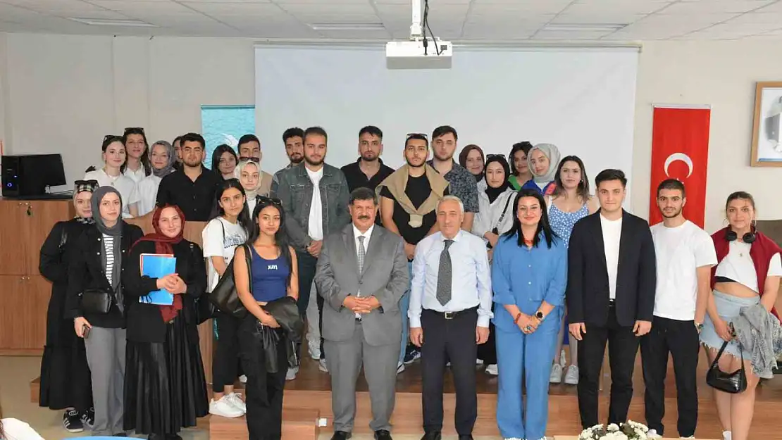 Sosyal güvenlikte rehberlik semineri gerçekleştirildi