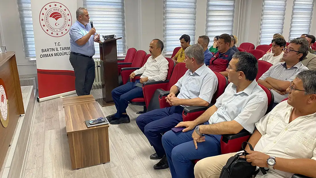 Tarım Müdürlüğünün ev sahipliğinde bilgilendirme toplantı yapıldı