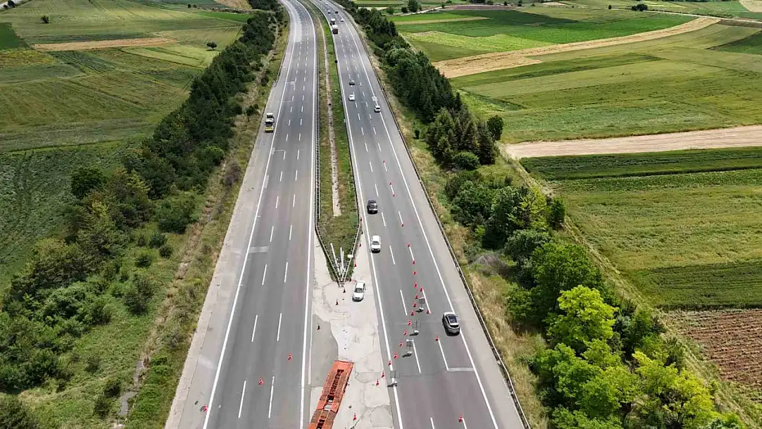 TEM'de 4 gün boyunca İstanbul istikametine trafik tek şeritten sağlanacak