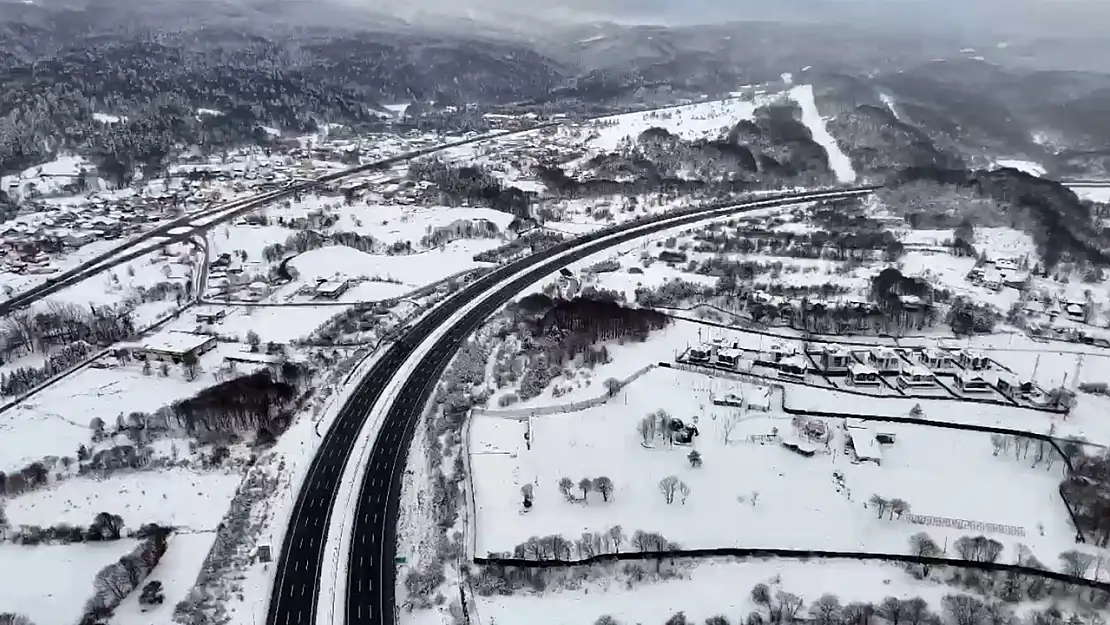 TEM Otoyolu'nun Bolu Dağı Tüneli havadan görüntülendi