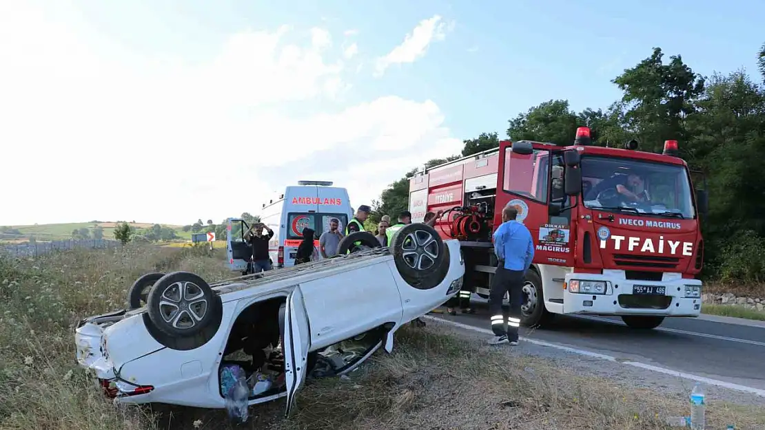 Tır ile otomobil çarpıştı: 3'ü çocuk 5 yaralı