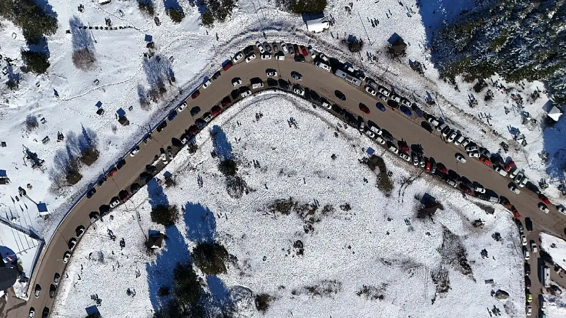 Uludağ'da adım atacak yer kalmadı