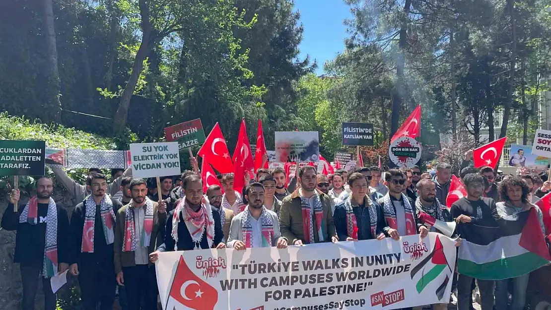 Üniversite öğrencilerinden İsrail'e tepki yürüyüşü