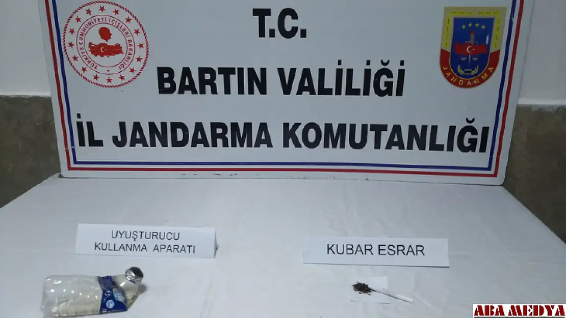 Uyuşturucu kullanırken suçüstü yakalandı