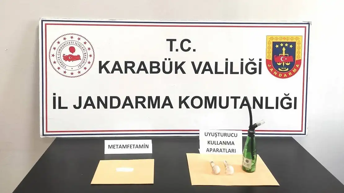 Üzerinde ve aracında uyuşturucu madde yakalanan şahsa 72 bin TL ceza